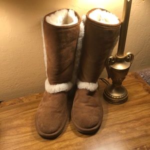 BearPaw Boots